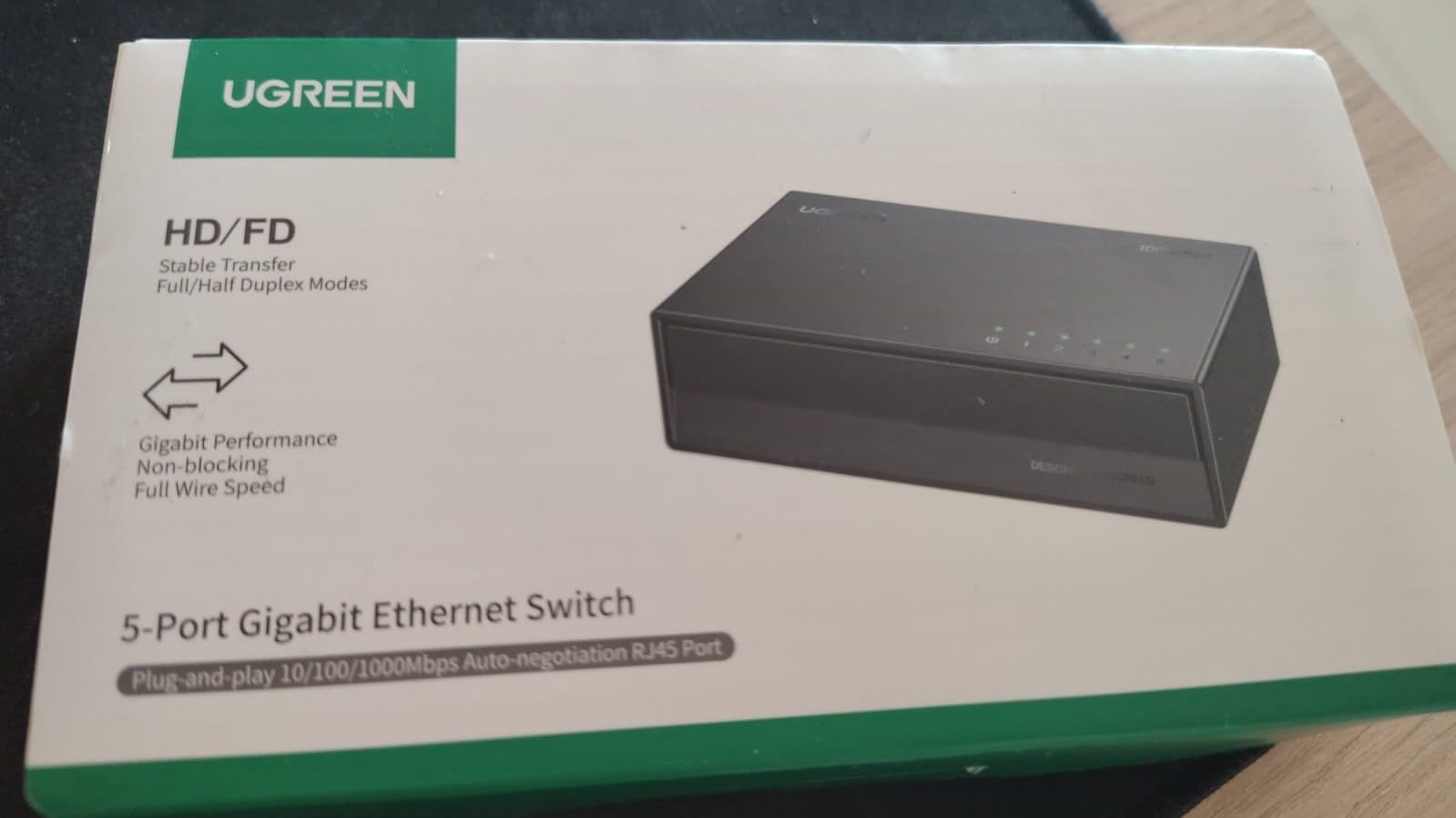 UGREEN Ethernet Switch, 5 Port Gigabit Plug & Play Ethernet Splitter | Wall Mount & Desktop Network Switch Hub, Unmanaged, Compact, with LED, Fanless Quiet, for Internet Cable, Laptop, Router, NAS customer photo 1