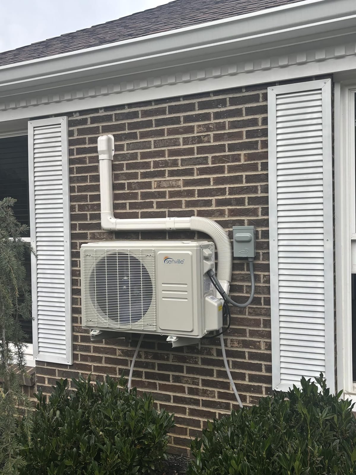Mini Split Wall Mounting Bracket for 9,000-18,000 BTU AC | Heavy Duty AC Support Bracket for Outside Ductless AC Heating System, Holds Up to 330lbs customer photo 1