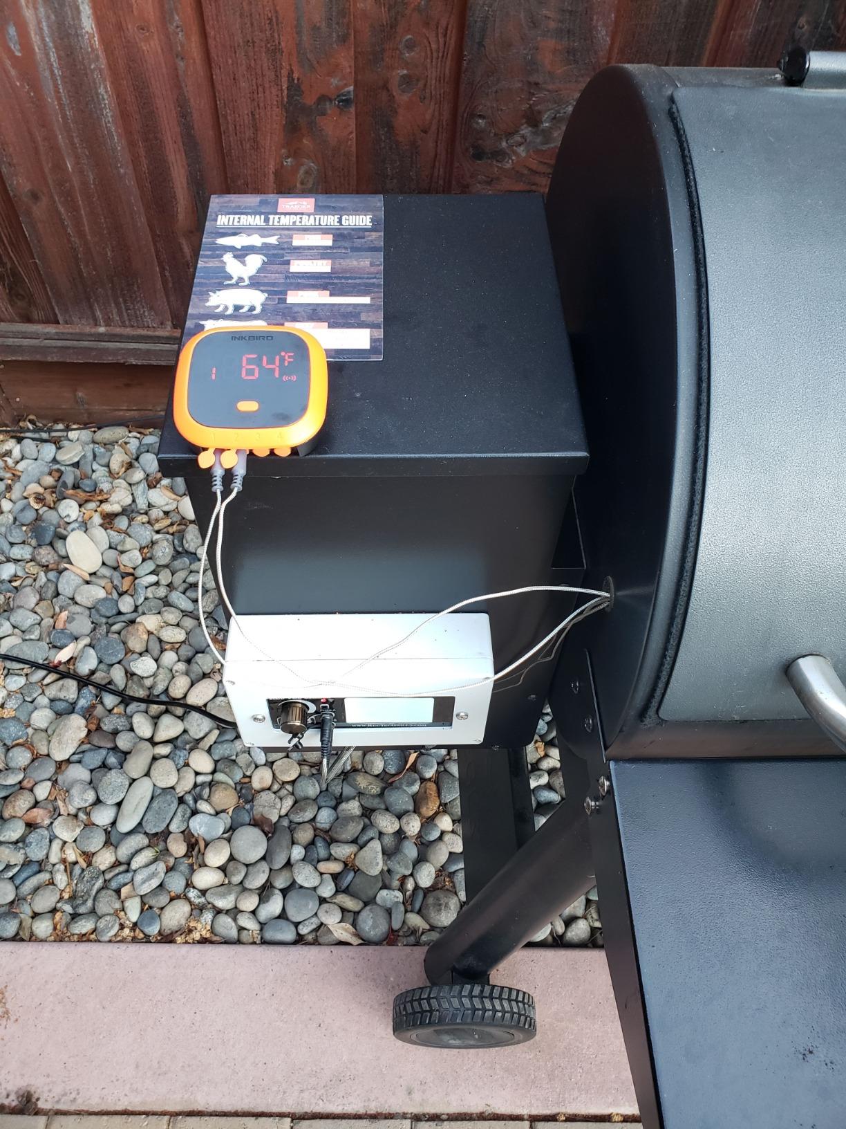 INKBIRD Wi-Fi and Bluetooth BBQ Automatic Smoker Fan Thermometer | Temperature Controller with 4 Probes for BGE, Kamado Joe, Primo, Ceramic Grills, 2 Size Adapters, Hard Carrying Cases customer photo 1