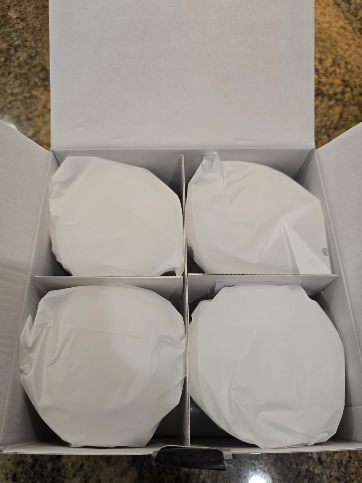 Govee BR30 Smart Light Bulbs 850 LM, RGBWW E26 Base 4 Pack | LED Light Bulb Works with Matter, Alexa, Flood Light Bulbs, Recessed Can Light Bulb for Bedroom, Living Room customer photo 2