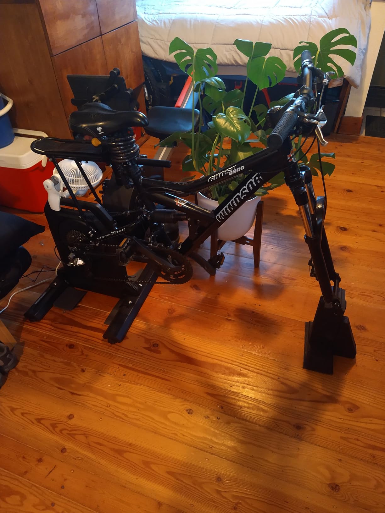 ThinkRider XXPRO Smart Bike Trainer, 2500W, 25% Gradient, ANT+ & BLE Direct Drive customer photo 2