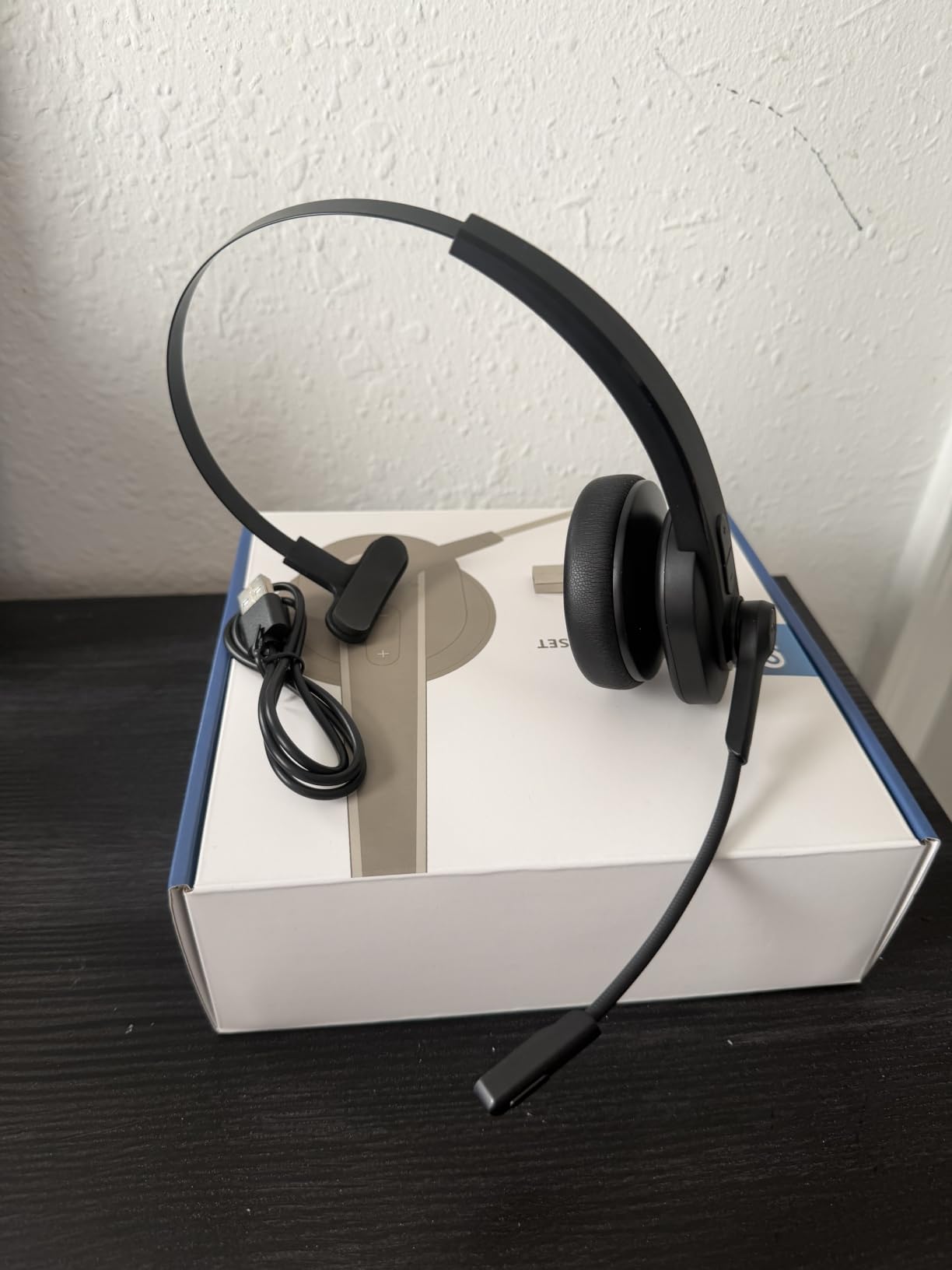Sarevile Bluetooth Headset with USB Dongle for Computer, Single-Ear Wireless Headset with Noise Cancelling Microphone for Office & Truckers, Bluetooth V5.2 with Mute Button for Work customer photo 2