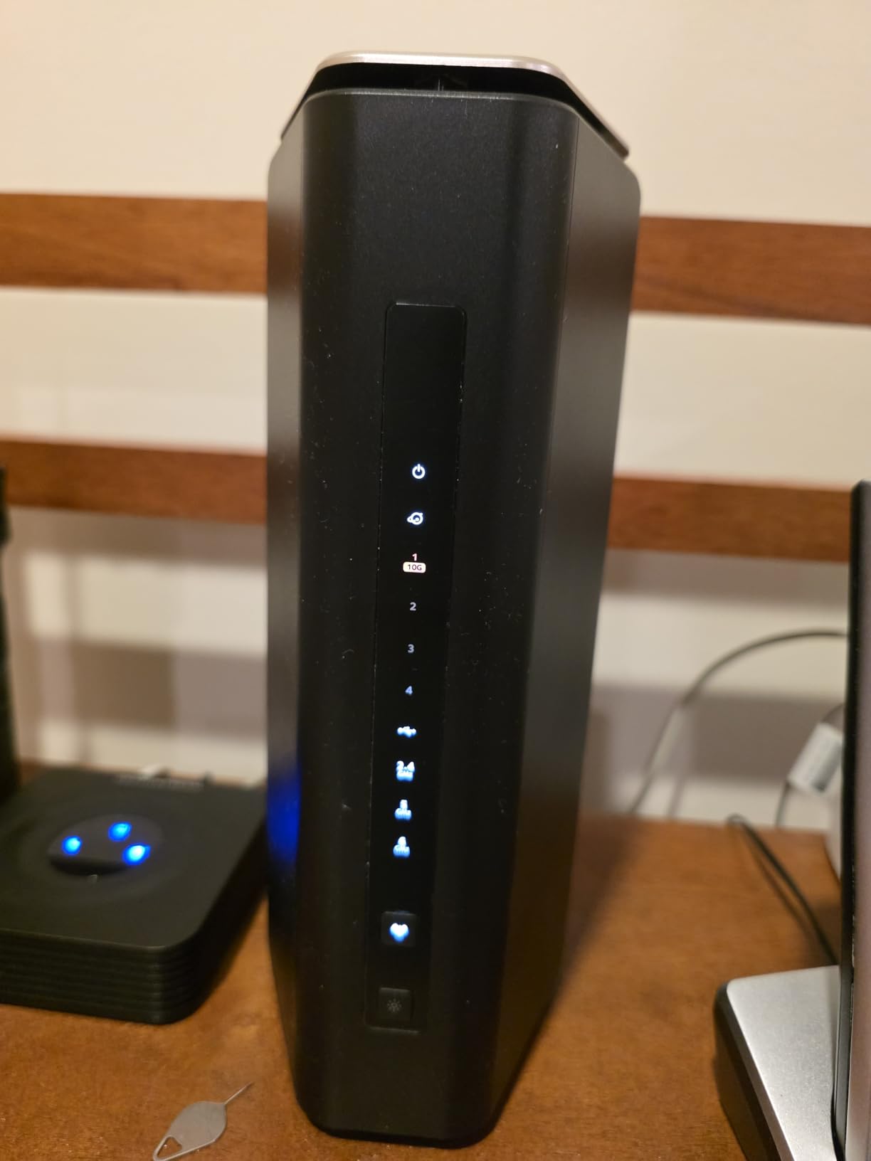 NETGEAR Nighthawk WiFi 7 Router (BE17000) - Router Only, 17 Gbps Wireless Speed, 10 Gig Internet Port, Tri-Band for Gaming, Covers 3,300 sq. ft., 150 Devices, VPN - Free Expert Help customer photo 1