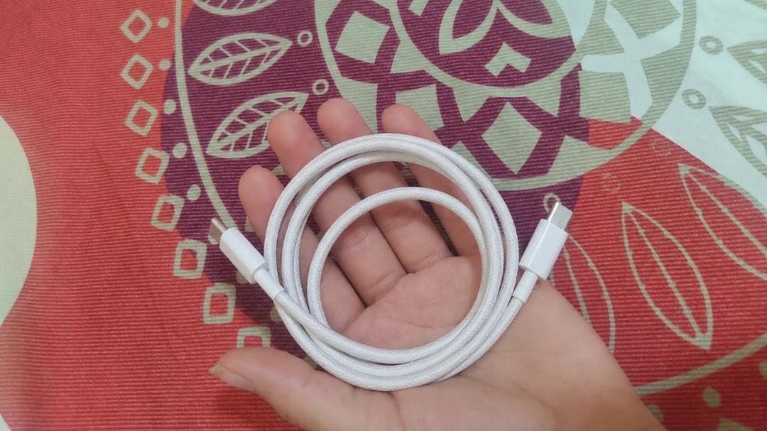 Apple 60W USB-C to USB-C Woven Charge Cable (1 m): Fast and Convenient Charging customer photo 2