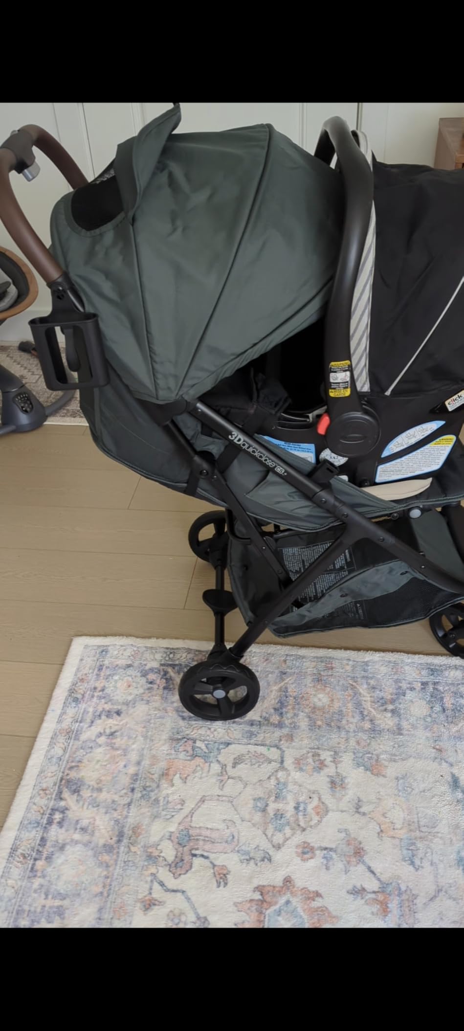 Ingenuity 3Dquickclose CS+ Compact Fold Stroller – Lightweight Stroller with Oversized Canopy, Extra-Large Storage and Compact Fold, Black customer photo 2