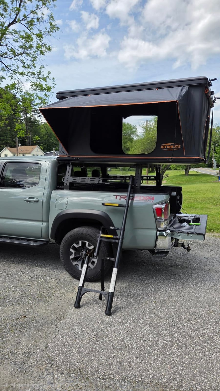 Aluminum Rooftop Tent Hard Shell,Pop Up Roof Tent Hardshell customer photo 2
