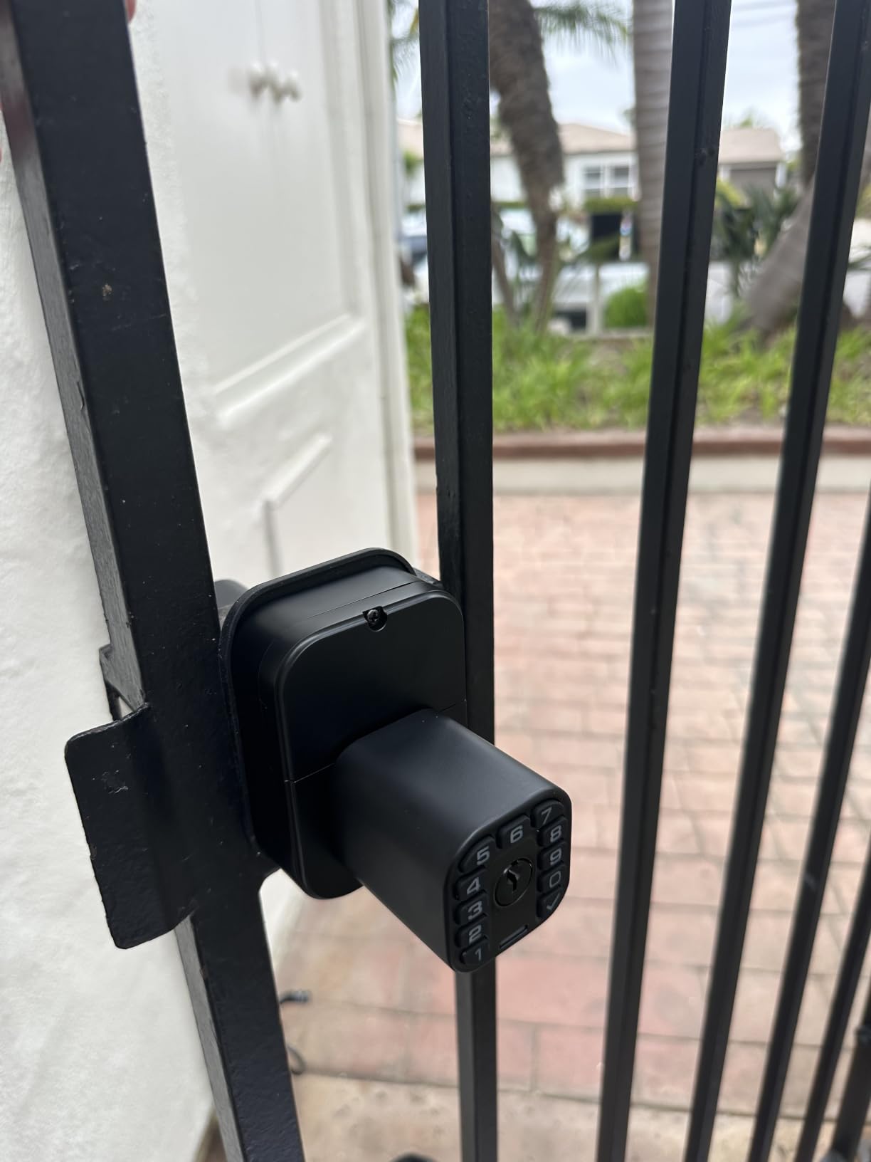 Richelock IU52 Double-Sided Keypad Door Lock, All-Weather, Fully Waterproof Keyless Entry with Dual-Sided Programmable Codes, Same Key Both Sides for Outdoor, Indoor, Gate & Fence customer photo 1