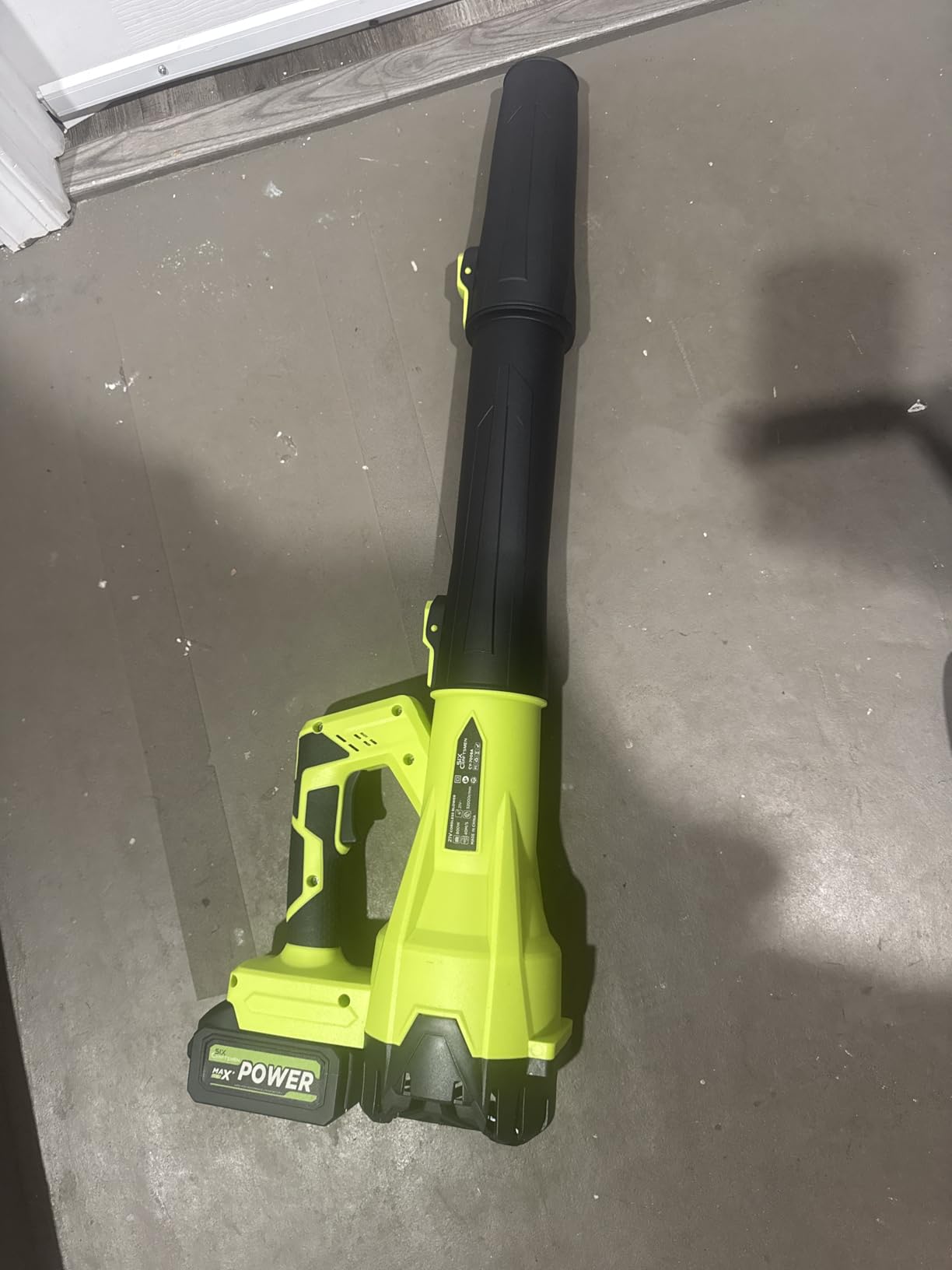 Leaf Blower Cordless, Electric Blower with 2×4.0Ah Batteries & Charger, 6-Speed, Powerful Lightweight 21V Blower Kit for Lawn, Patio, Car Drying and Light Snow, Lightweight Handheld customer photo 1