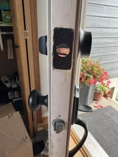 Level Lock Pro - World's Smallest, Fastest, Innovative Smart Lock - Matter-Over-Thread Deadbolt Plus Apple Home Key - Keyless & Remote Access via Apple, Alexa, Google Home, SmartThings (Matte Black) customer photo 1