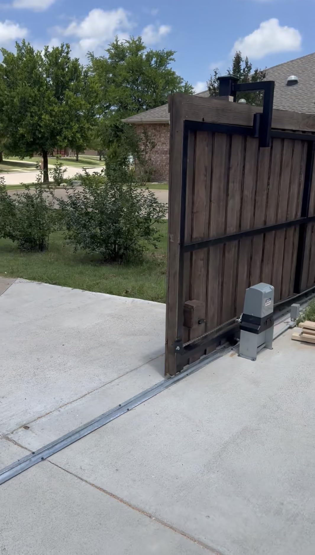 Hanchen WiFi App, Remote, & Keypad Controls - 5300lb Heavy Duty Sliding Gate Opener, AC Powered No Solar Needed, Chain Drive, 1-5/8HP Motor, IR Sensor Kit for 40ft Gate customer photo 1