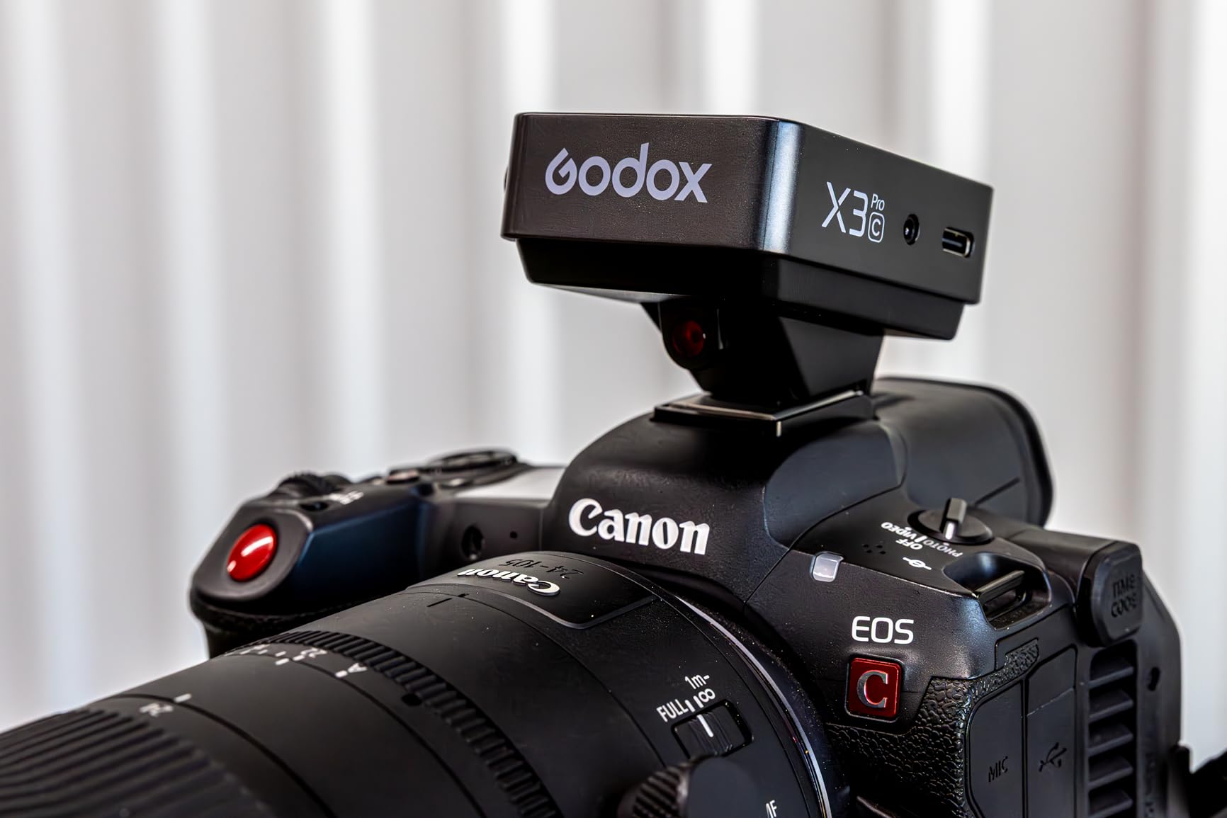 Godox X3 Pro S for Sony TTL Wireless Flash Trigger, 2.4G X System | For studio/wedding/event photographer, 2.4