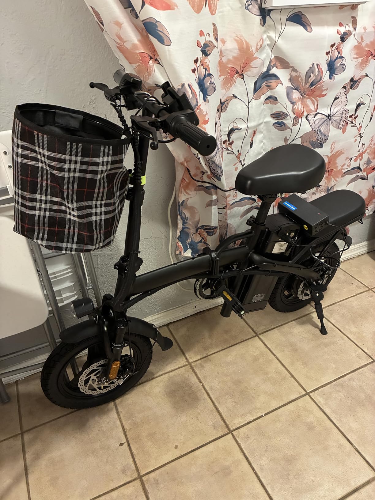 Electric Bike for Adults and Teens, 560-740W Motor, 20-25MPH Compact Commuter Folding Ebike, 32 Miles Range, 48V 10Ah Battery, 3-Level Pedal Assist, 14