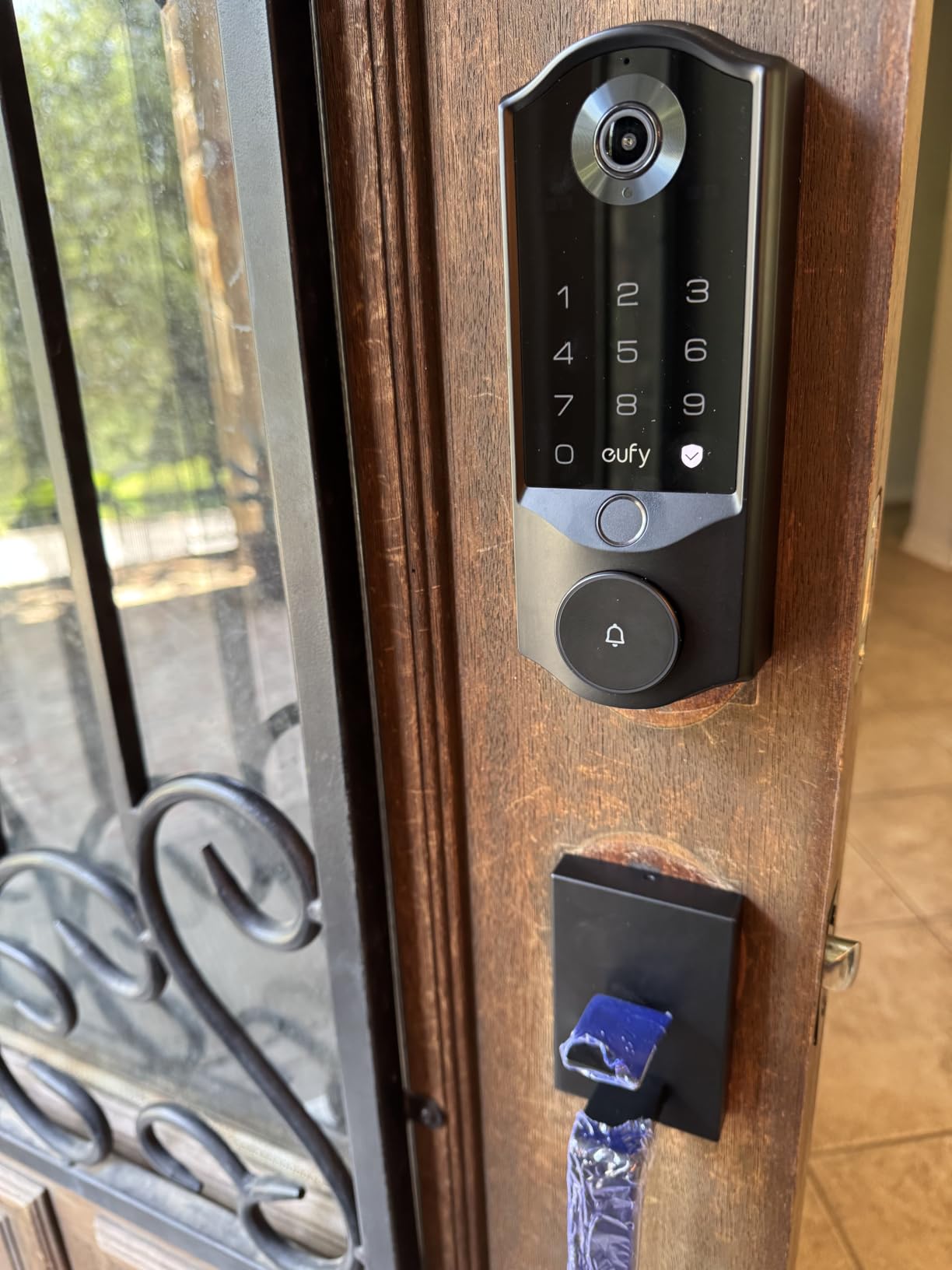 eufy Security Smart Lock E40, Front Door Deadbolt with Facial Recognition | 3-in-1 Smart Entry with Video Doorbell, 2K Camera, Face Unlocking Keyless Entry, 32GB Local Storage, Dual Power, Matter customer photo 2