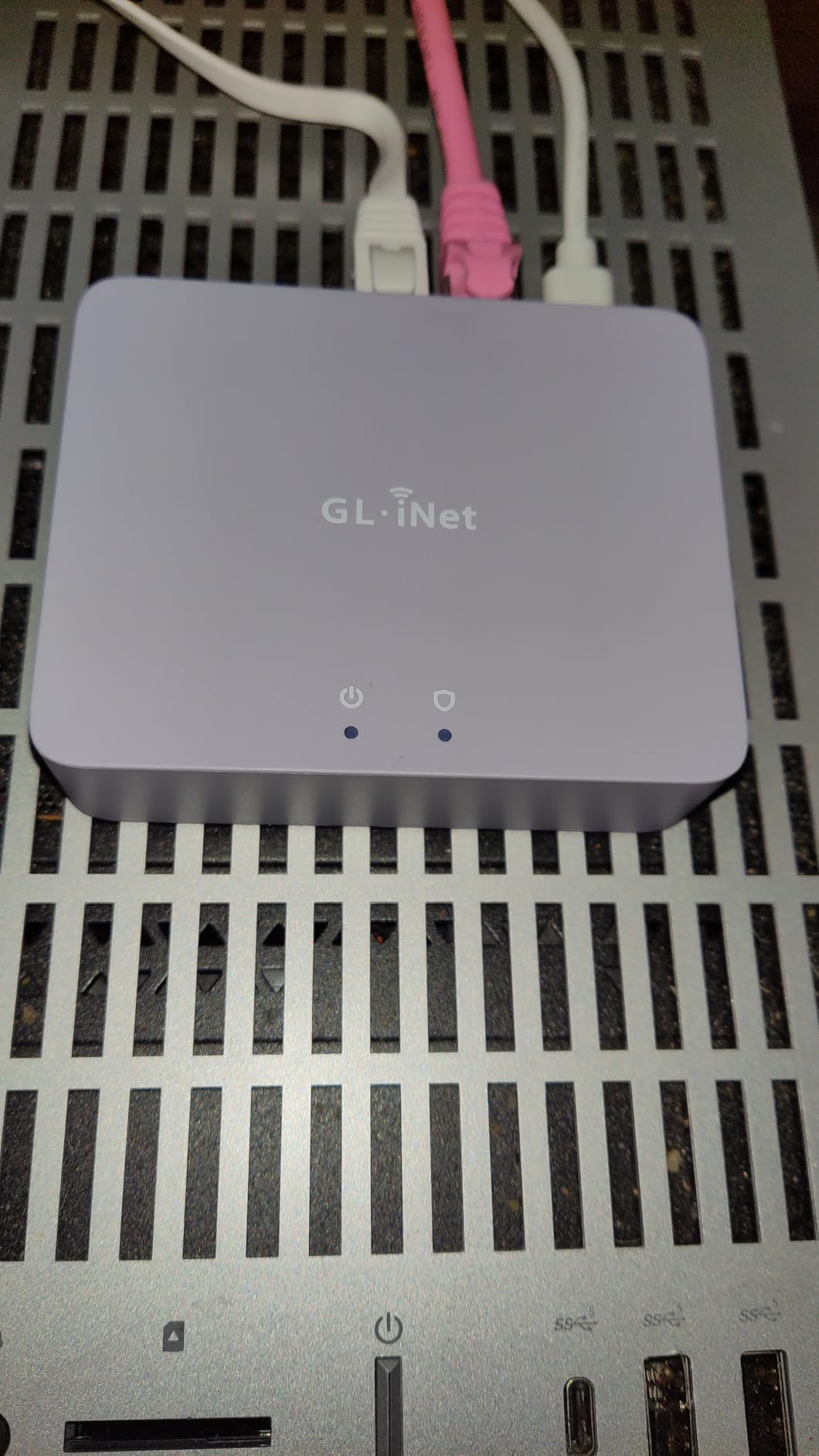 GL.iNet GL-MT5000 Brume 3 Wired VPN Security Gateway NO Wi-Fi customer photo 2