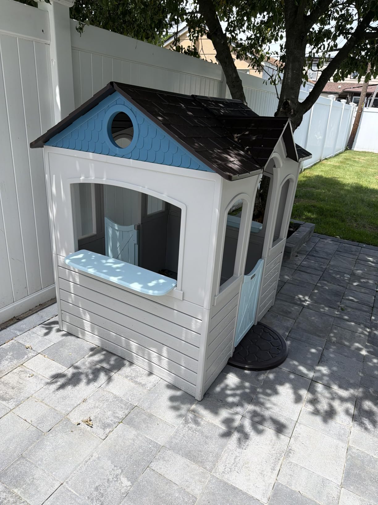 Lifetime Indoor Outdoor Kids Playhouse, Two Store Windows & Farm‑Style Half Doors, Spacious Interior, Easy Snap Together No Tools Assembly, Durable Low‑Maintenance Construction for Ages 3–8 customer photo 1