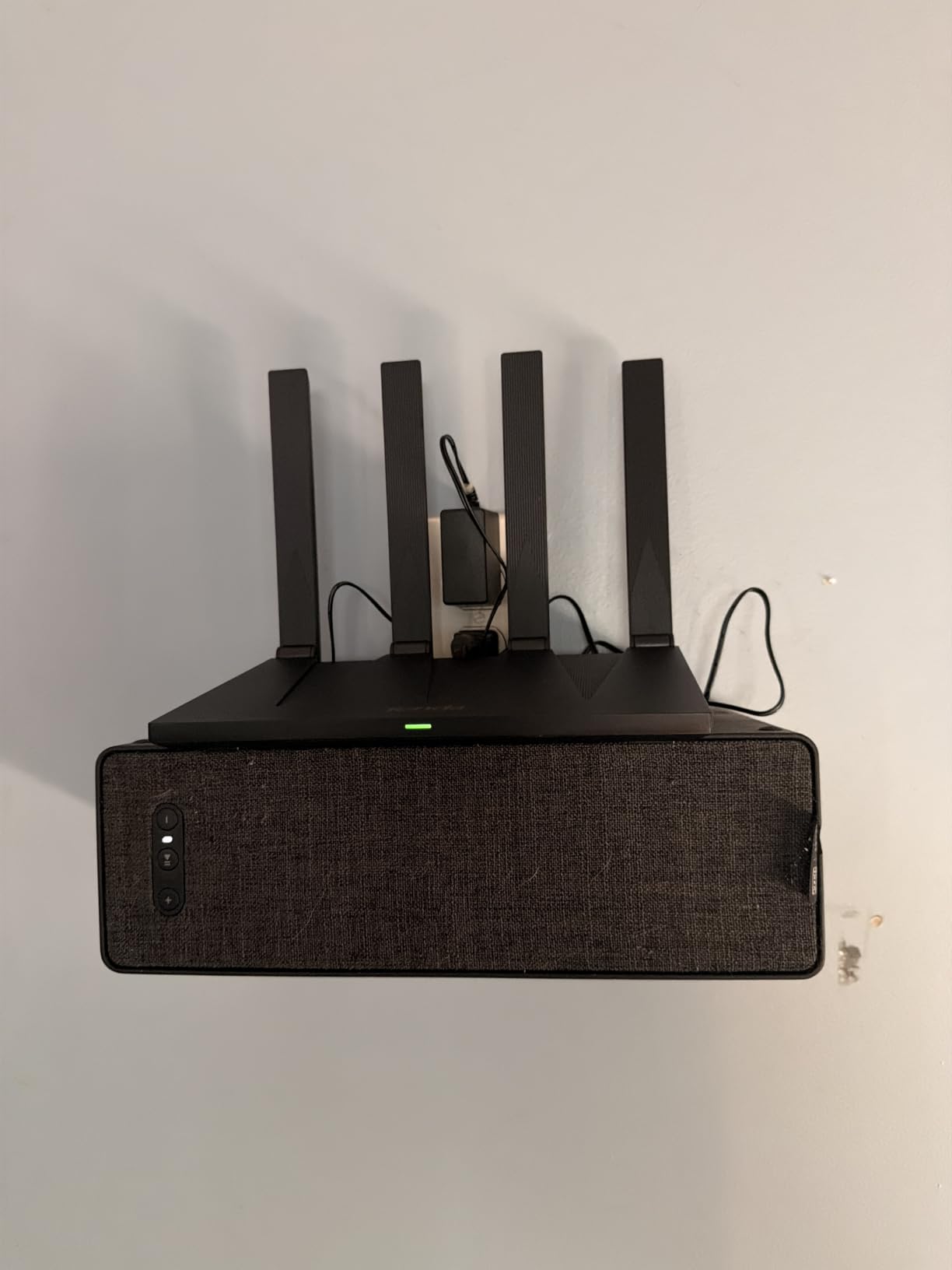 Tenda AX3000 WiFi 6 Router,Dual-Band Gigabit Wireless Internet Router, Mesh & AP Mode, Built-in VPN, NFC Tap-to-Connect, OFDMA MU-MIMO, Secure IoT Network for Home Gaming & 4K Streaming(RX12 Pro V3.0) customer photo 2