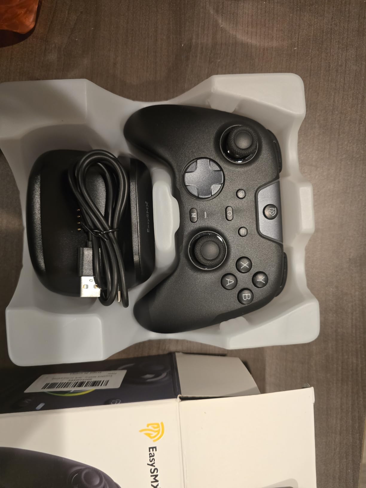 EasySMX X05Pro Wireless PC Gaming Controller with Smart Charging Dock customer photo 2