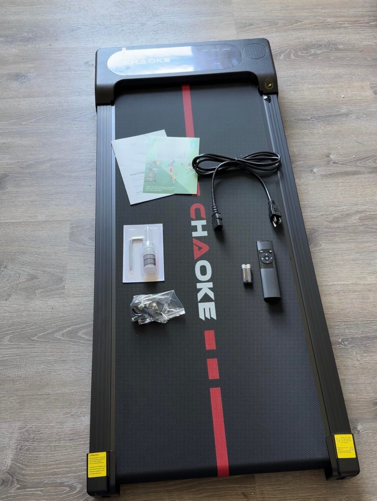 Walking Pad Treadmill for Home, Built-in Speaker, 6.2MPH Under Desk Walking Pad with 10% Incline, 2.75HP Portable Walking Pad with APP, 330LBS Capacity, Remote Control, 12 HIIT Programs customer photo 1