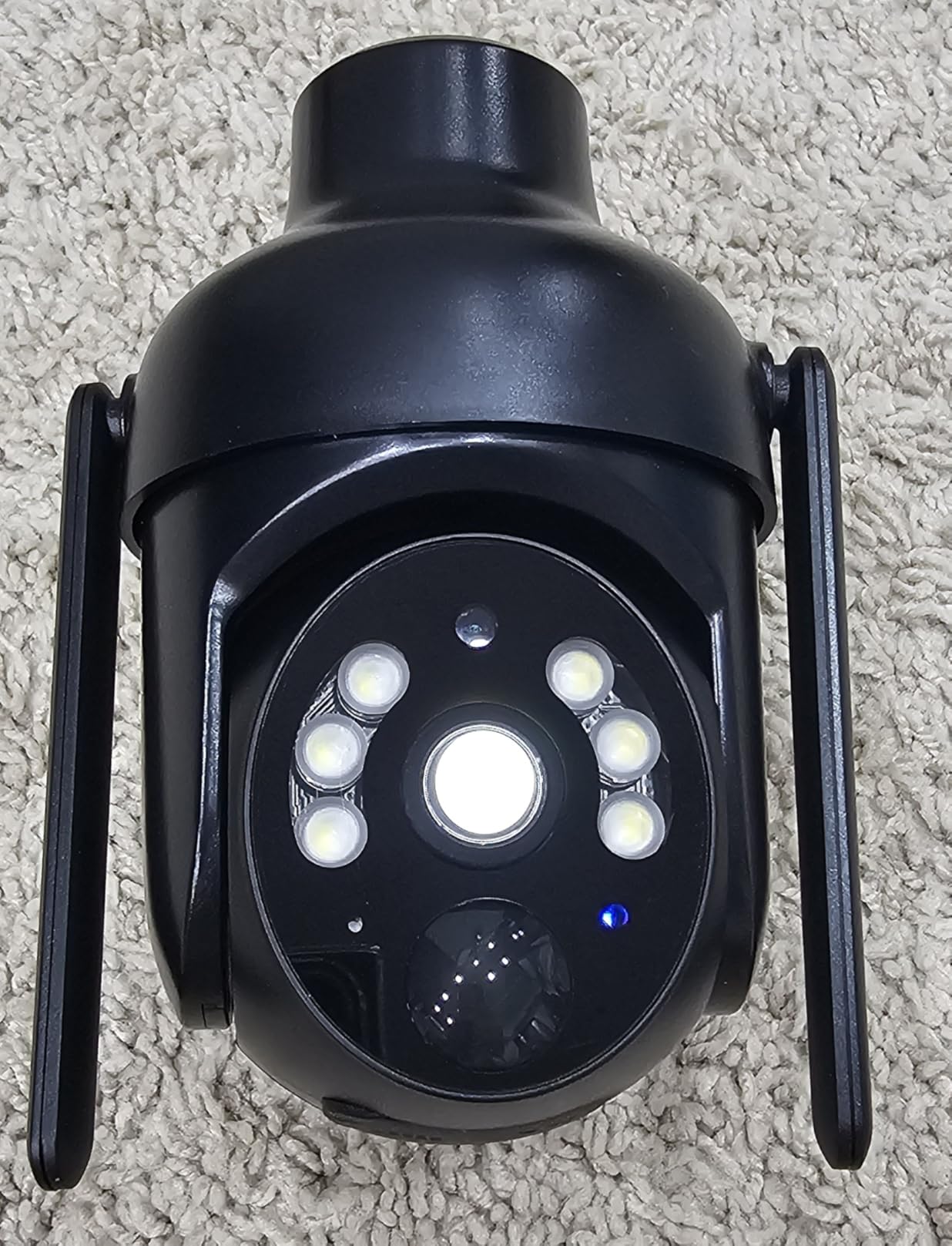 No WiFi Security Camera, 4G LTE Cellular Signal, 4MP 360 Live View | Built-in SIM Card, Person & Vehicle Detection, Color Night Vision, Instant Alerts, Solar Cam, 2 Storage Ways for Off-grid Areas customer photo 2