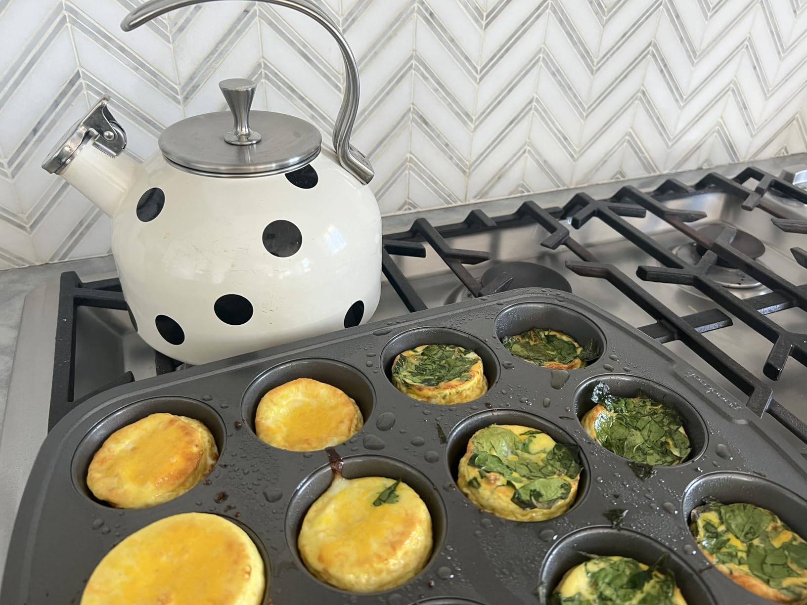 GoodCook Everyday Nonstick Steel Muffin Pan, 12 cup, Gray customer photo 1
