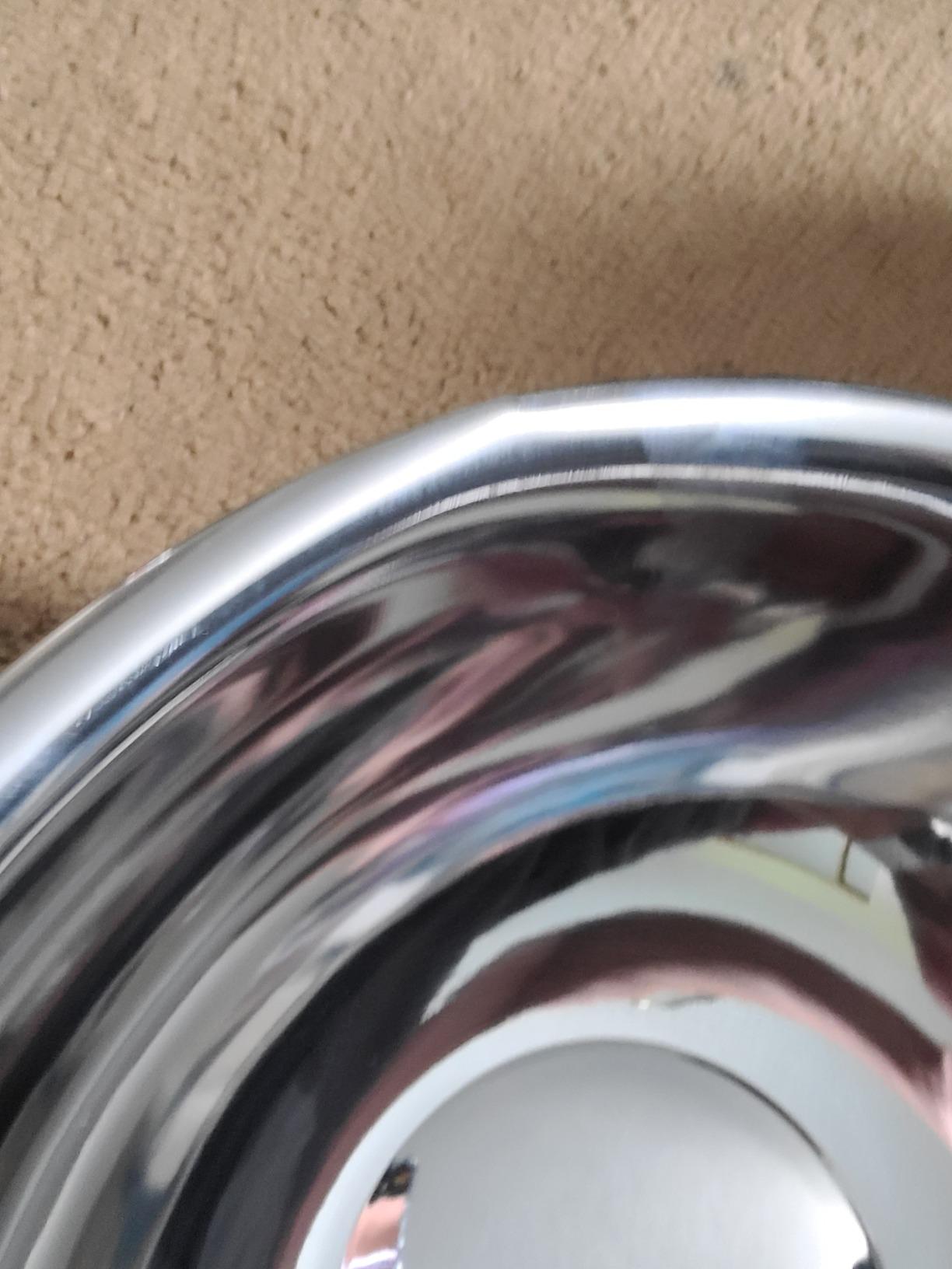 Vollrath 47935 5-Quart Economy Stainless Steel Nesting Mixing Bowl | Beaded Edge Grip and Flat Bottom for Restaurant Bakery Cafeteria | 11.81