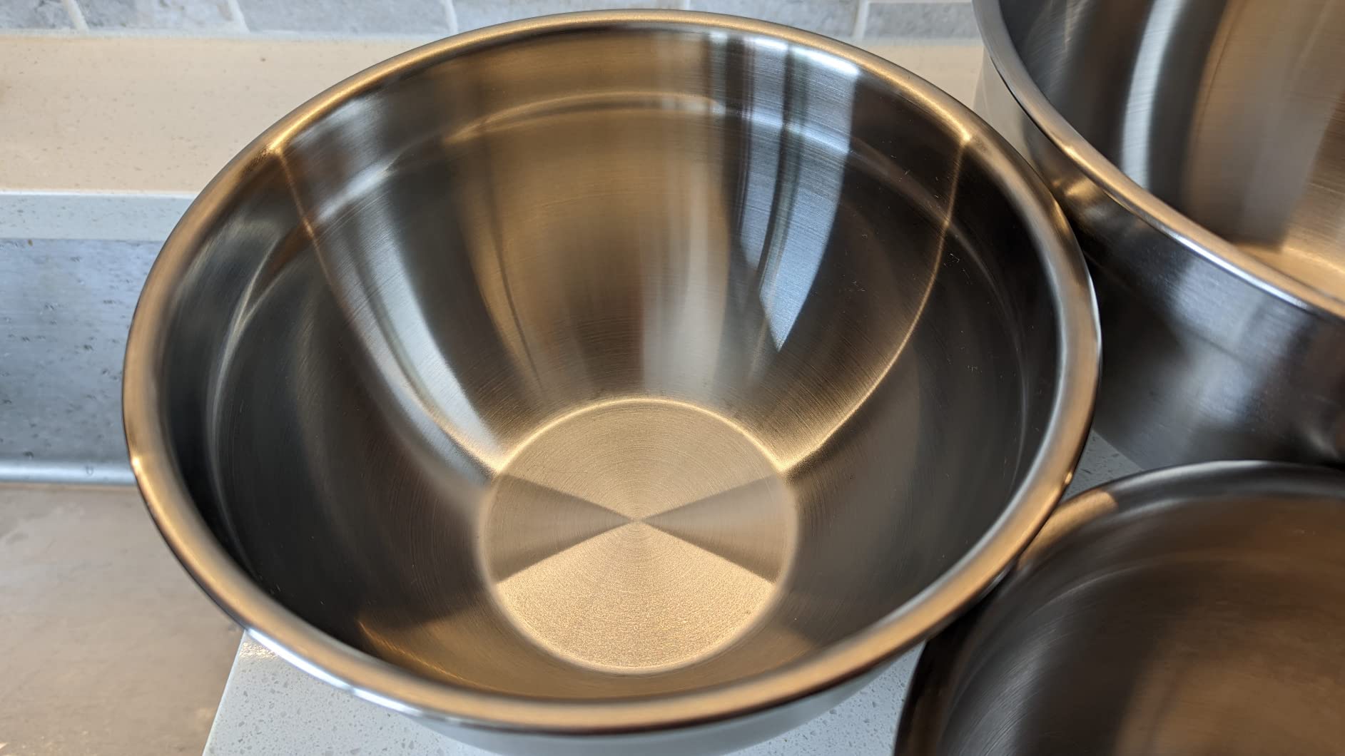 Cuisinart Mixing Bowl Set, Nesting Bowls, Stainless Steel, 3-Piece customer photo 2