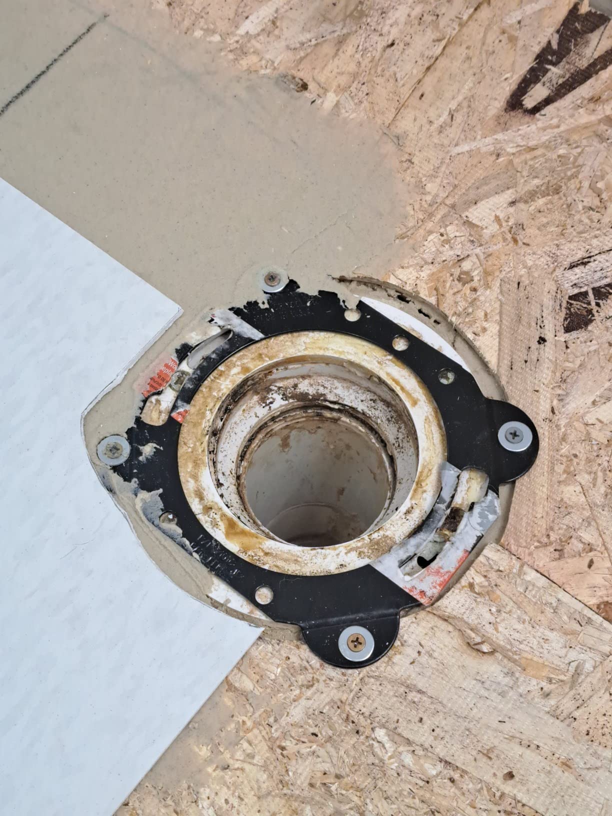 Danco 88904 Toilet Flange Repair Ring, Steel, For Use With 1/4 in or 5/16 in Closet Bolts customer photo 2