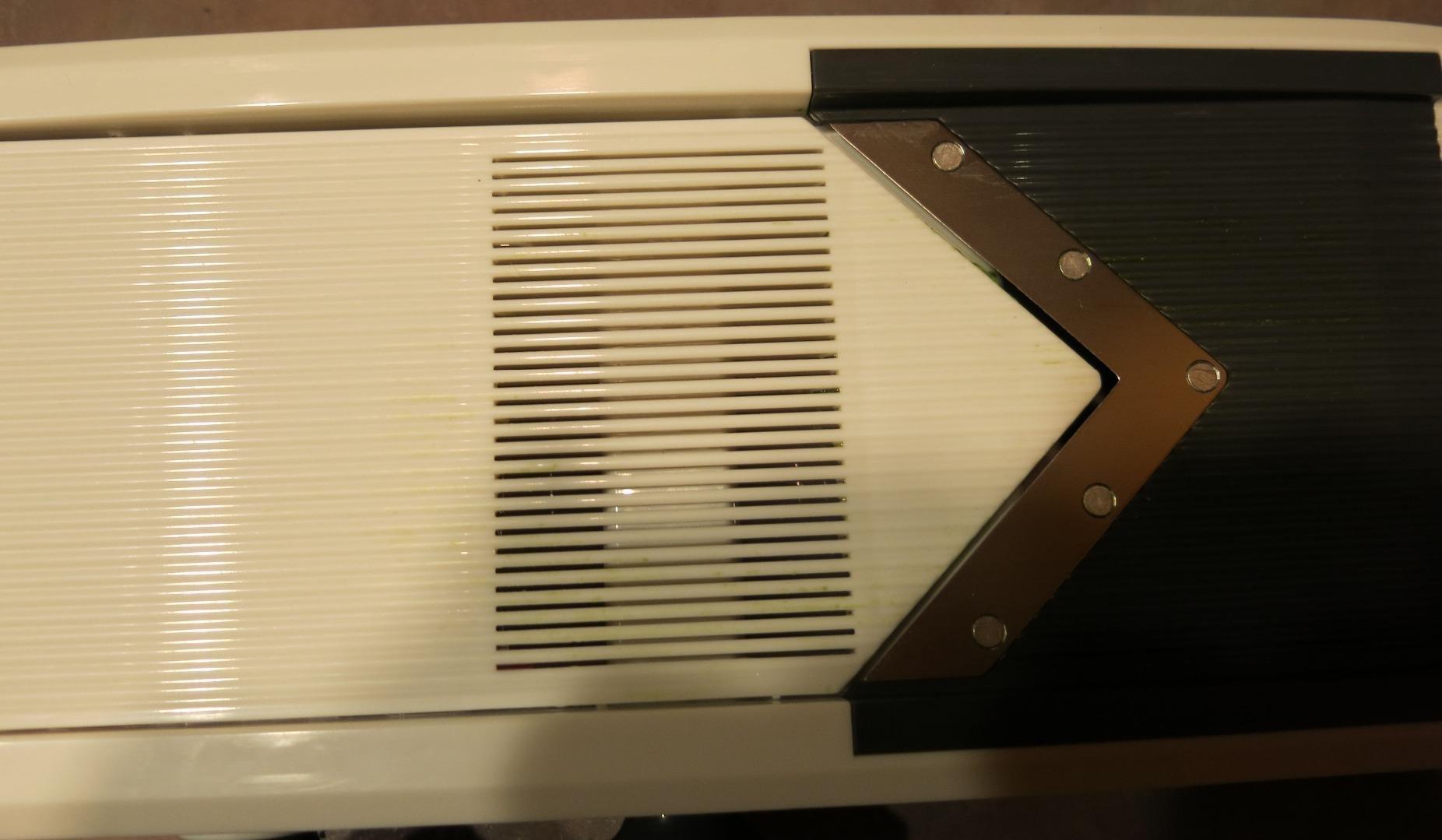 Mueller Mandoline Slicer for Kitchen, 5-Blade, customer photo 2