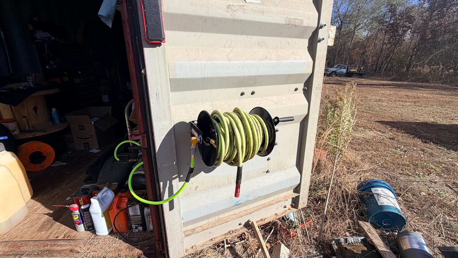 Ironton Air Hose Reel, Holds 3/8 in. x 100 ft. Hose, 300 PSI customer photo 2