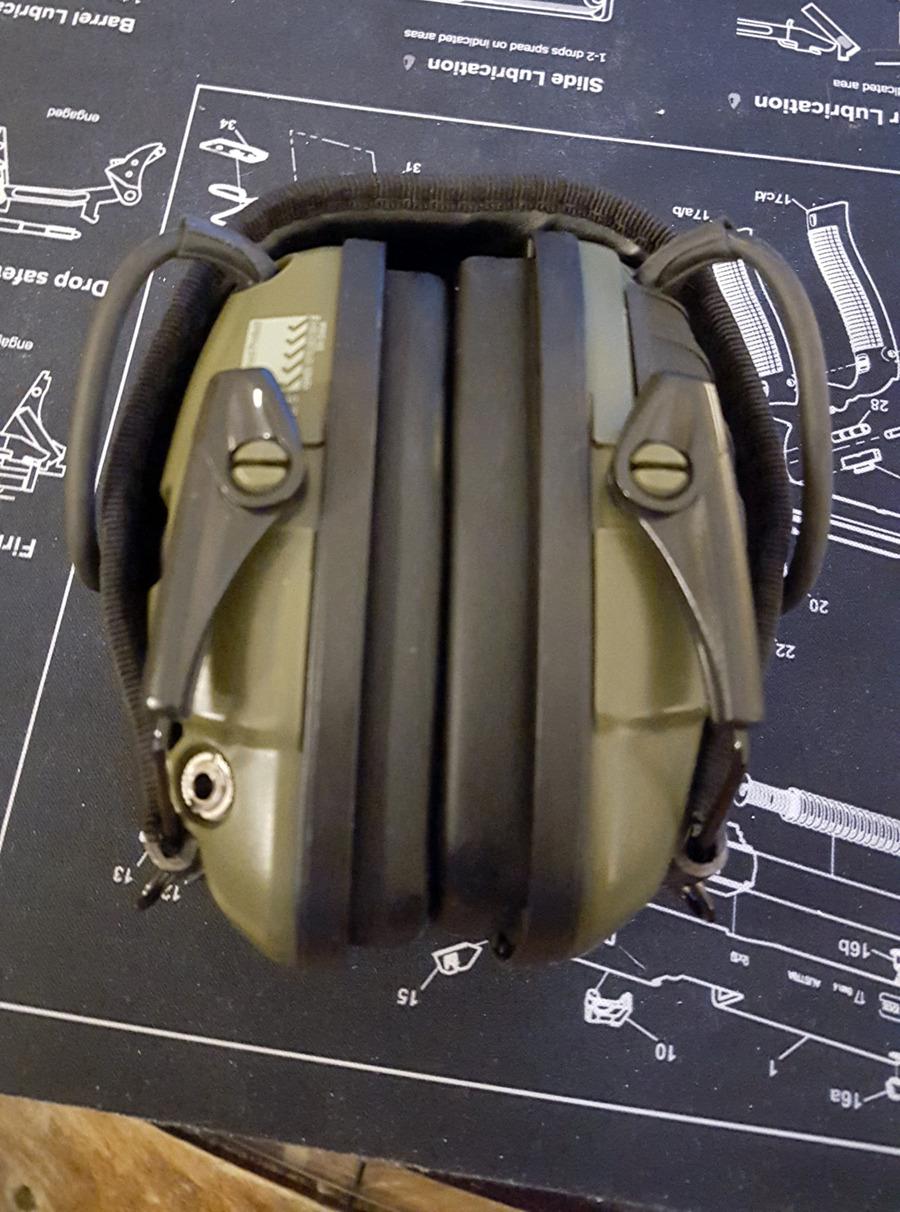 Howard Leight Impact Sport Electronic Earmuff, Med/Large, Black (R-02524) customer photo 1