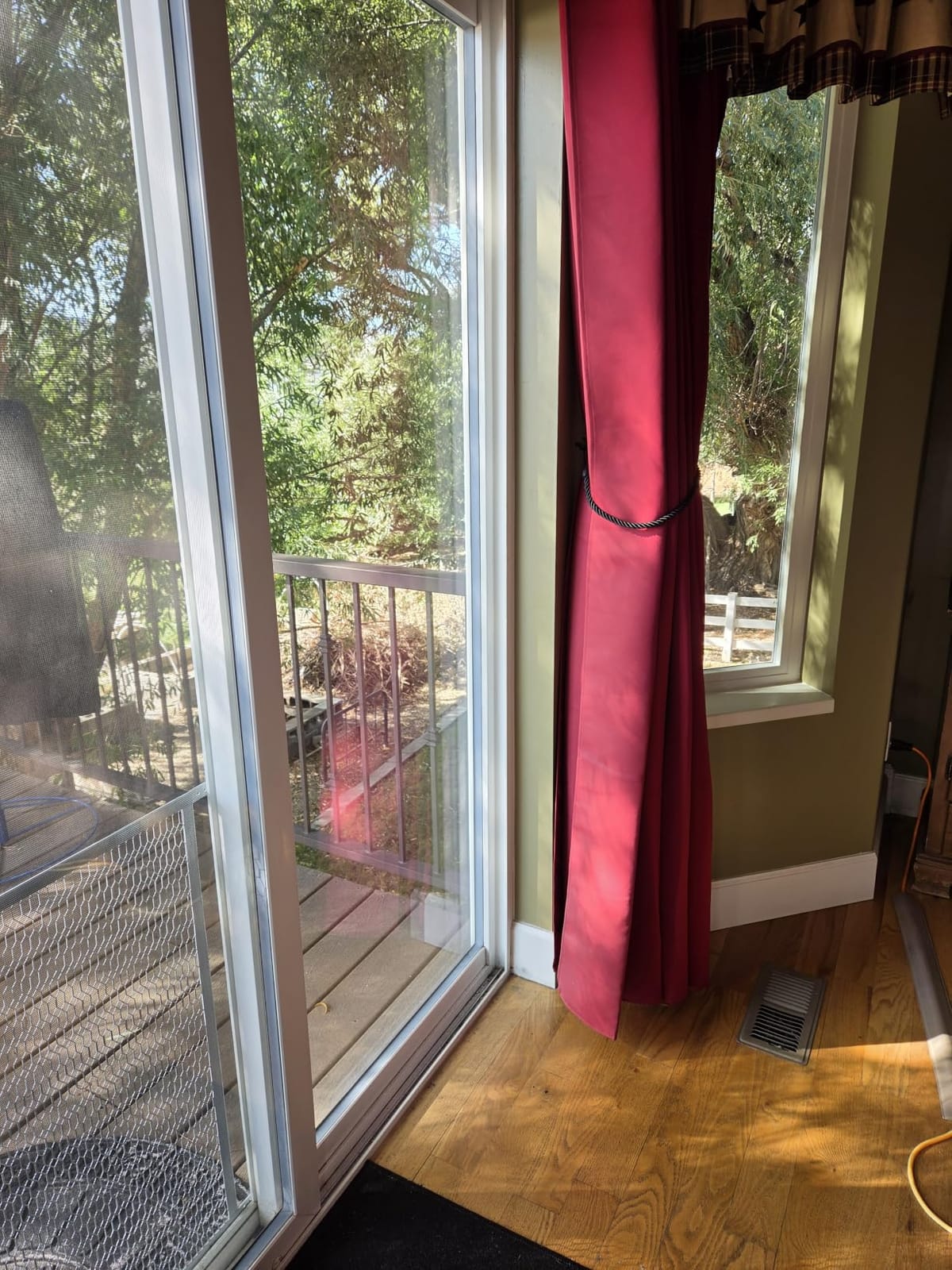 NICETOWN Bedroom Curtain Panels - Window Treatment Thermal Insulated Rod Pocket Room Darkening Curtains/Drapes for Bedroom (2 Panels, 42 by 63, Platinum - Greyish White) customer photo 1