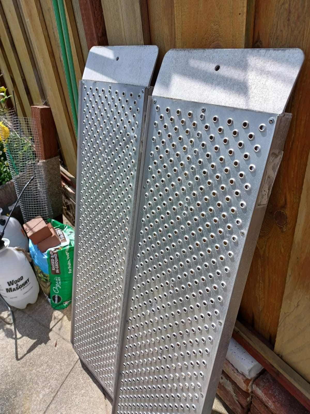 3' Shed Ramps, Aluminum, Punch Plate, 1,500 lb Cap, Guardian customer photo 1
