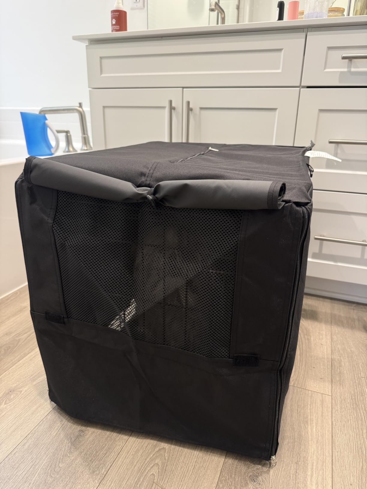 Explore Land Dog Crate Cover, 24 inches, Black customer photo 2