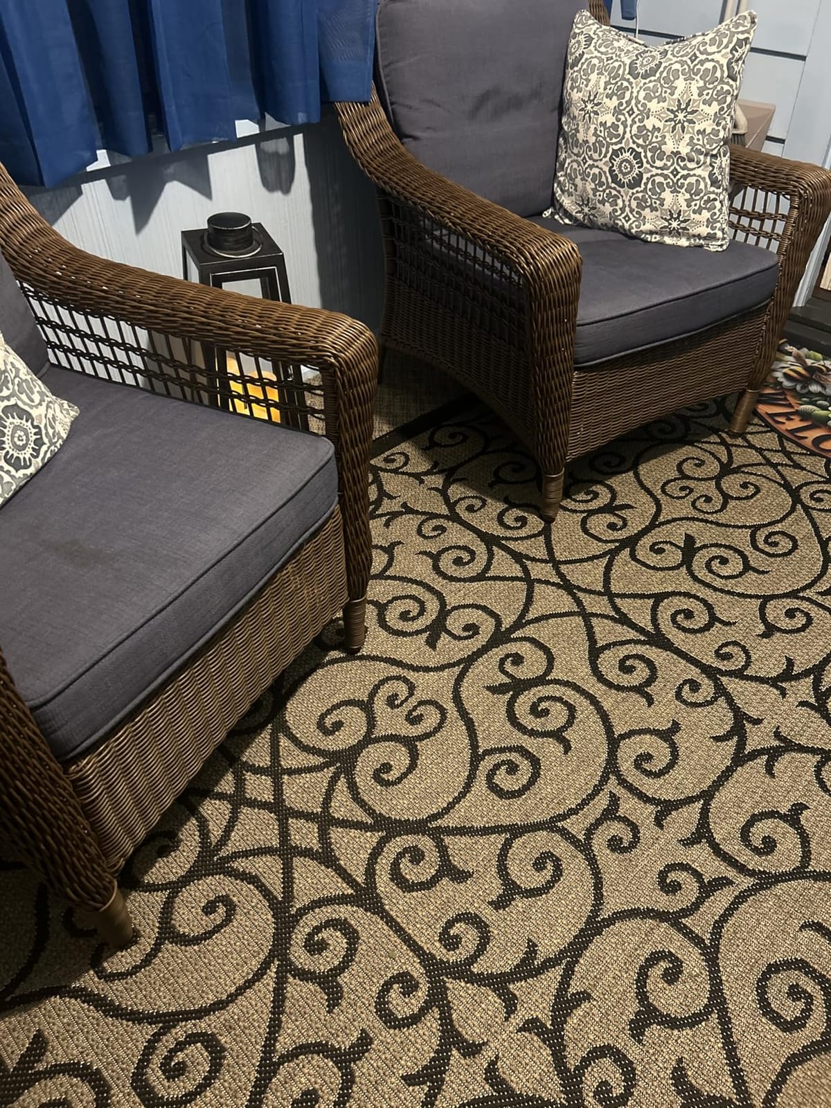 JONATHAN Y Vintage Filigree Indoor Outdoor Area Rug 8X10 Black/Khaki, Madrid Textured Weave for Backyard, Patio, Porch, Easy-Cleaning, High Traffic, Pet-Friendly, Non-Shedding (SMB107A-8) customer photo 1