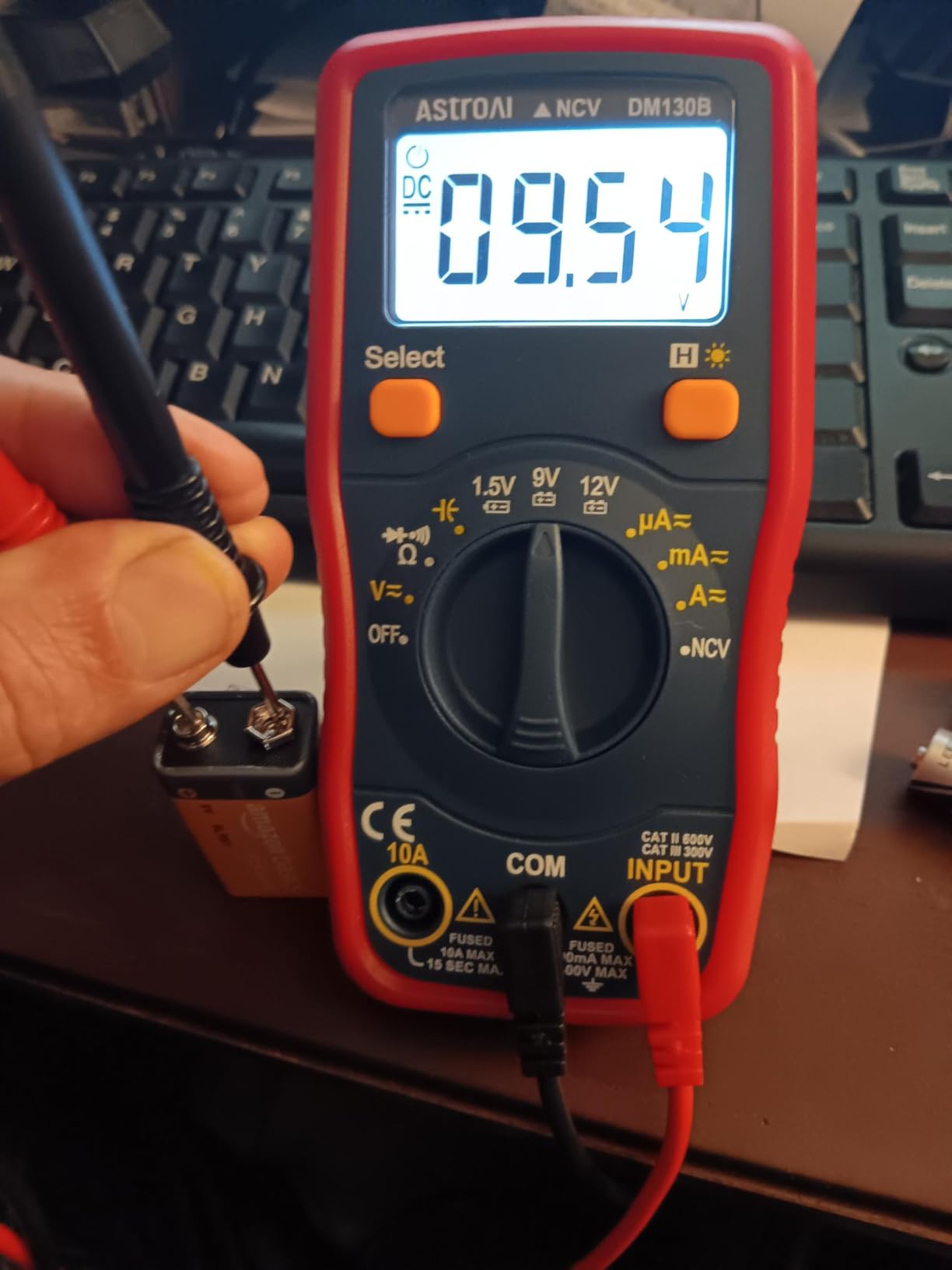 AstroAI DM130B Multimeter, 4000 Counts, Auto-Ranging, Capacitance Testing customer photo 1