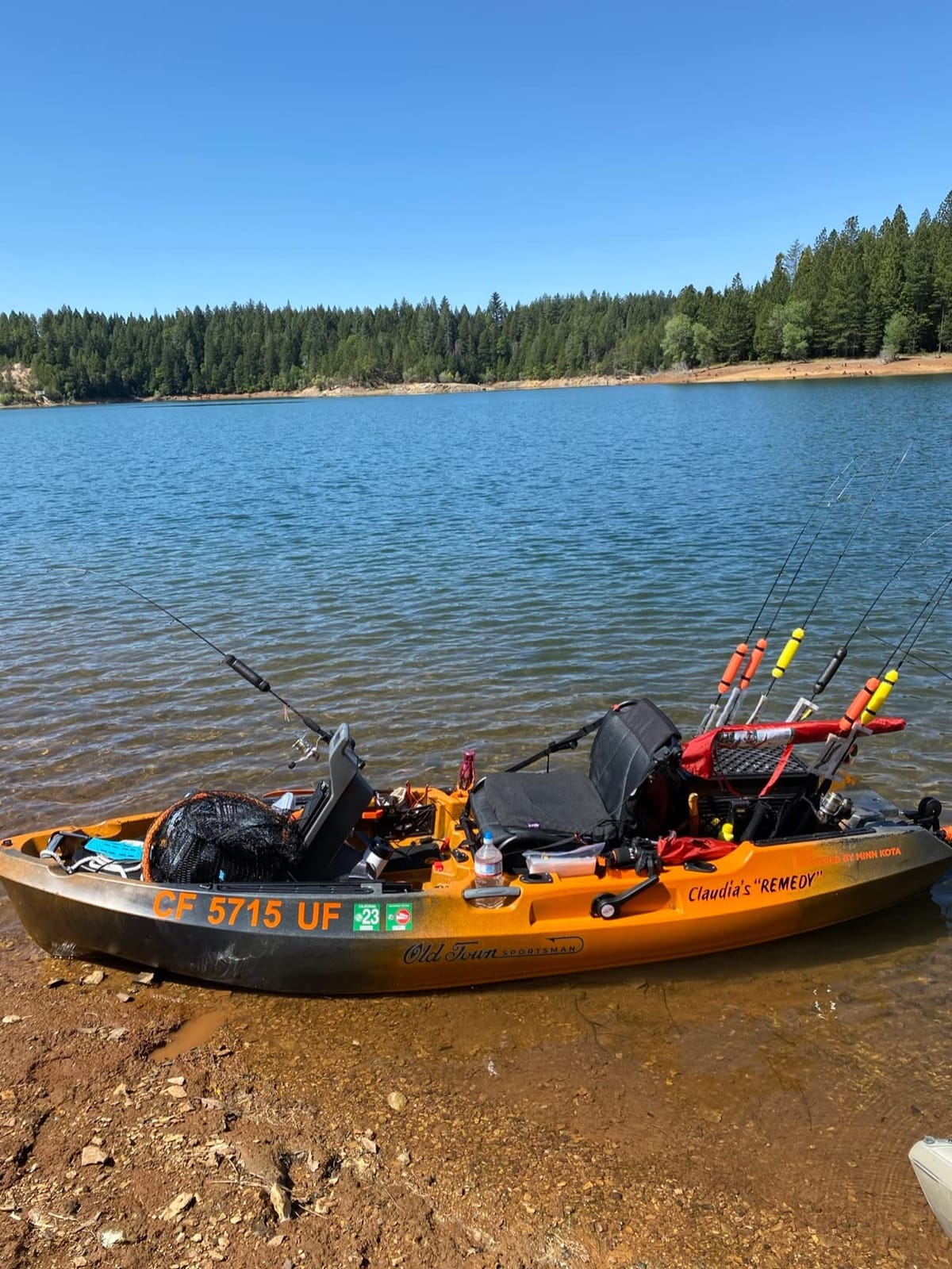 Old Town Sportsman 106 Powered by Minn Kota Solo Sit-on-Top Fishing Motorized Kayak, with Minn Kota Motor, 10 ft 6 in customer photo 1