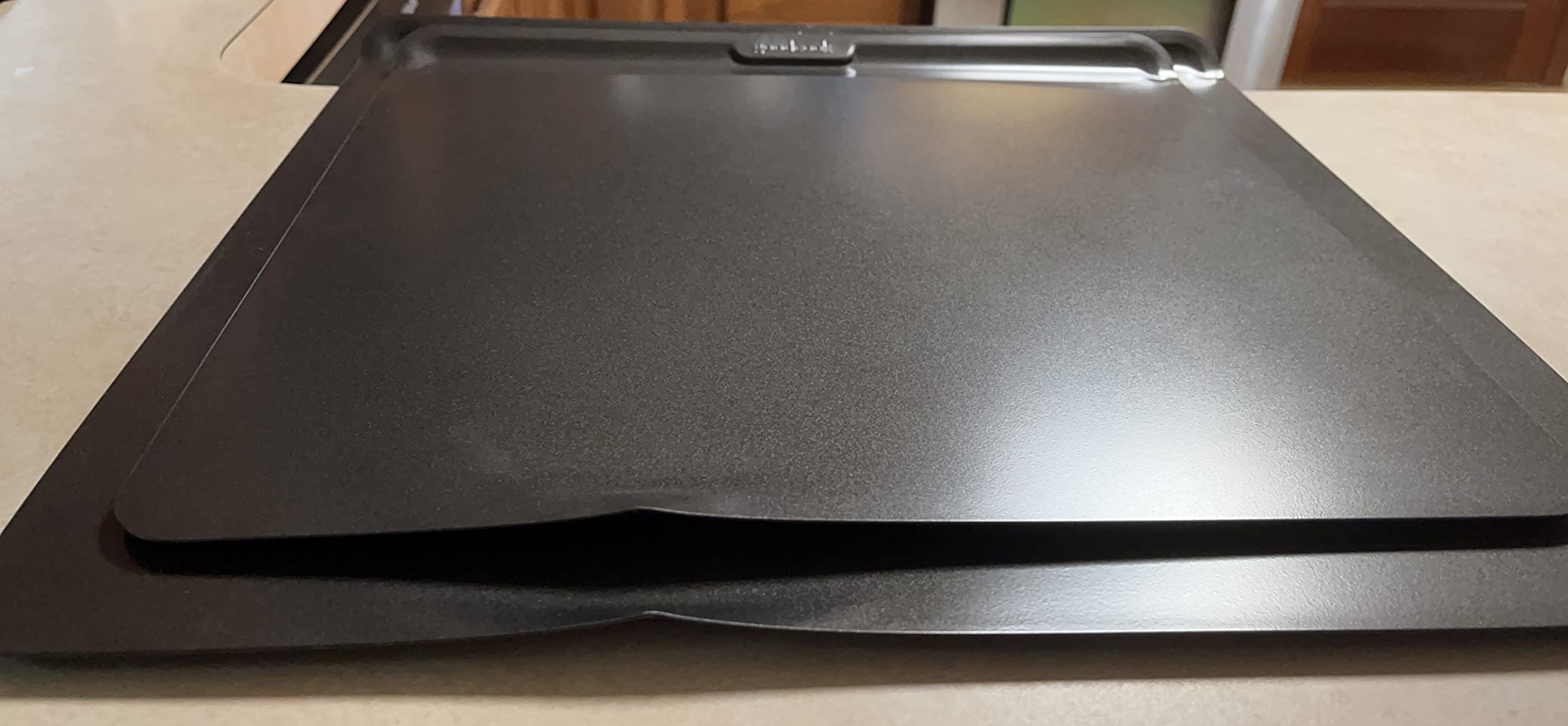 GoodCook AirPerfect Cookie Sheet Nonstick Air Insulated Carbon Steel Construction, 14 x 12-Inch, Gray customer photo 1