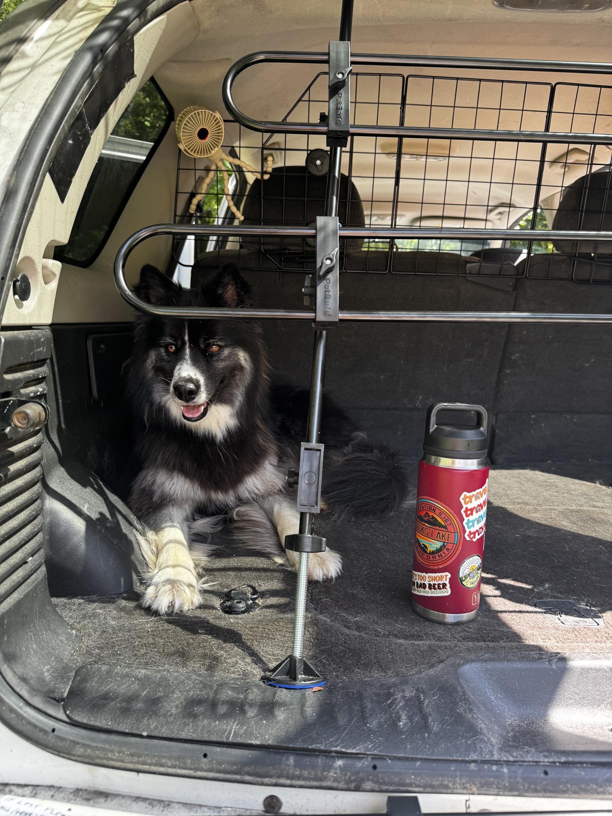 FEED GARDEN Dog Car Barrier for SUV, Heavy Duty Steel Wire Mesh Pet Divider customer photo 2