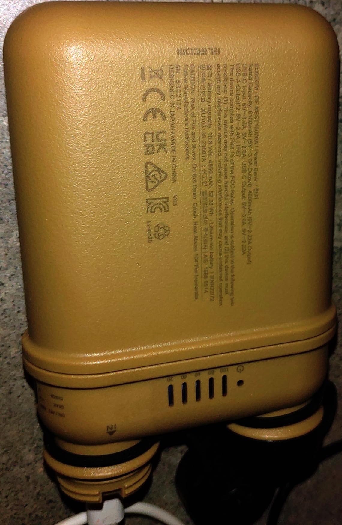 NESTOUT Rugged Power Bank, 15000mAh Outdoor Charger, 32W USB C Fast Charging PD, Waterproof IP67, Heavy Duty Shockproof, Tactical Battery Pack for iPhone Tablet Hiking Camping Survival (Beige) customer photo 2