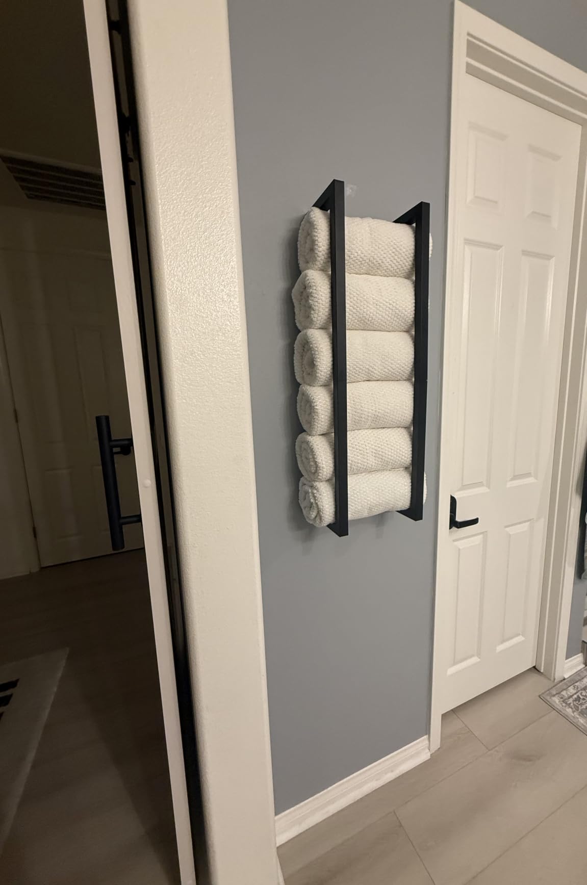 Towel Rack for Rolled Towels, Towel Rack for Bathroom,Wall Mounted Metal Bathroom Organizer, Bath Towel Holder Wall for Modern Small Space Bathroom Towel Storage (Black) customer photo 1