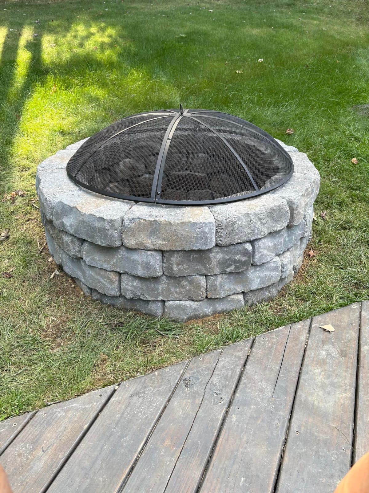 Fire Pit Spark Screen, Fire Pit Screen 22 Inch Round with Handle & Poker customer photo 1