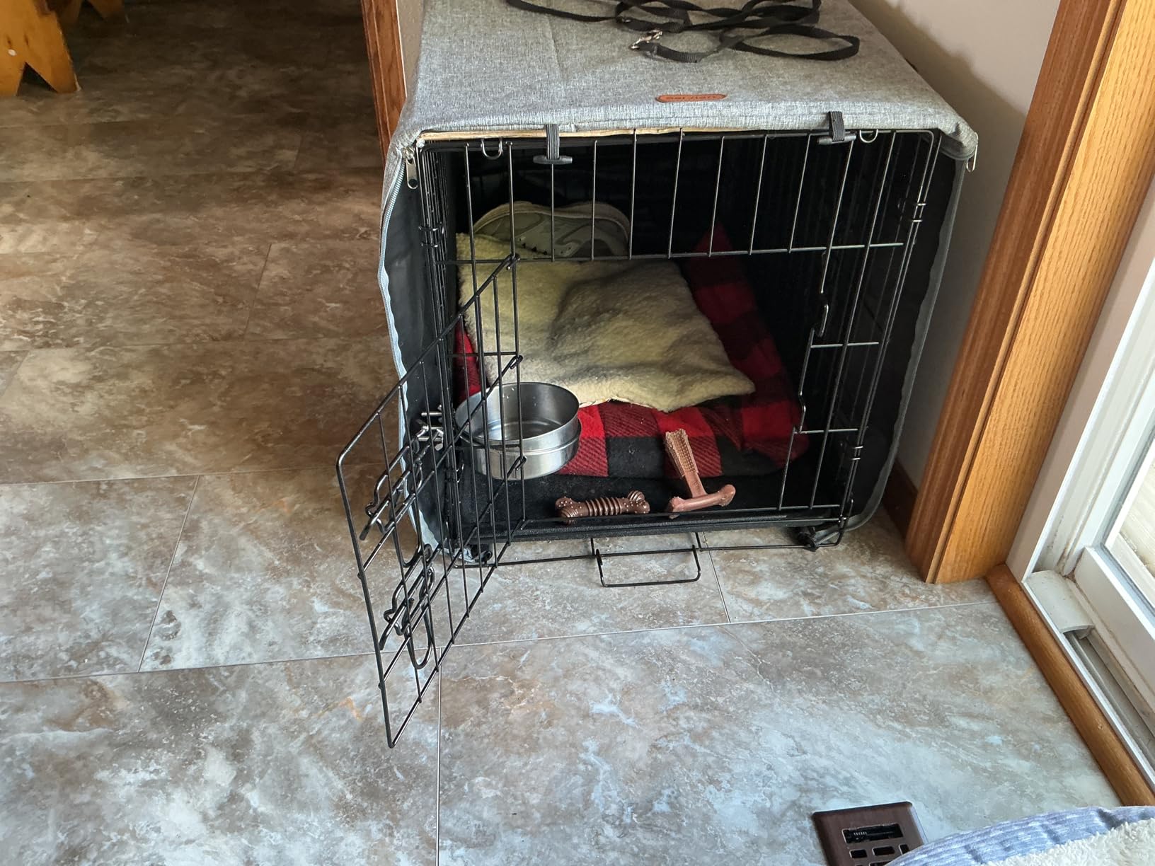Yaheetech 36in Double Door Metal Dog Crate w/Divider for Puppy Indoor Use customer photo 1