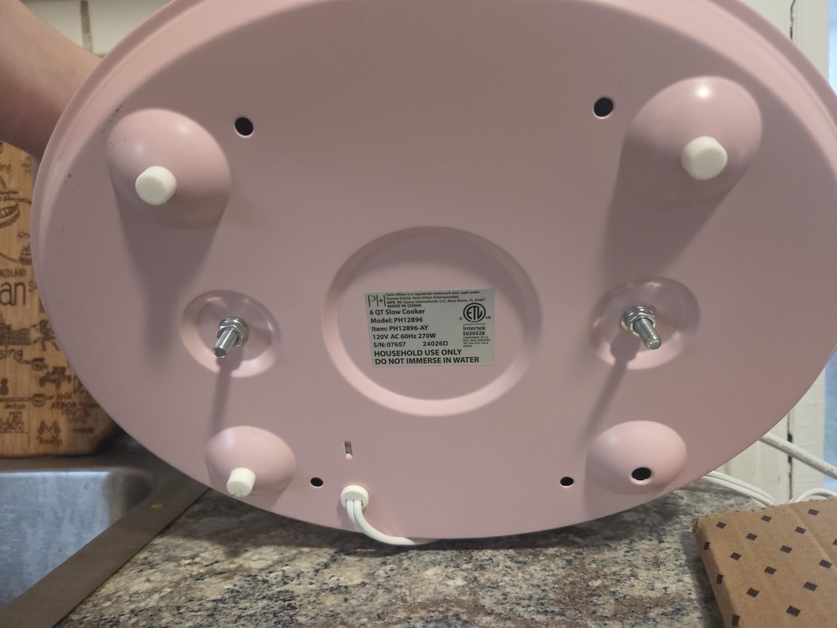 Paris Hilton 6-Quart Manual Slow Cooker, Naturally Nonstick Stoneware Ceramic Insert, Three Settings (Low, High, Warm), Dishwasher Safe Family Size Slow Cooker, Pink customer photo 2