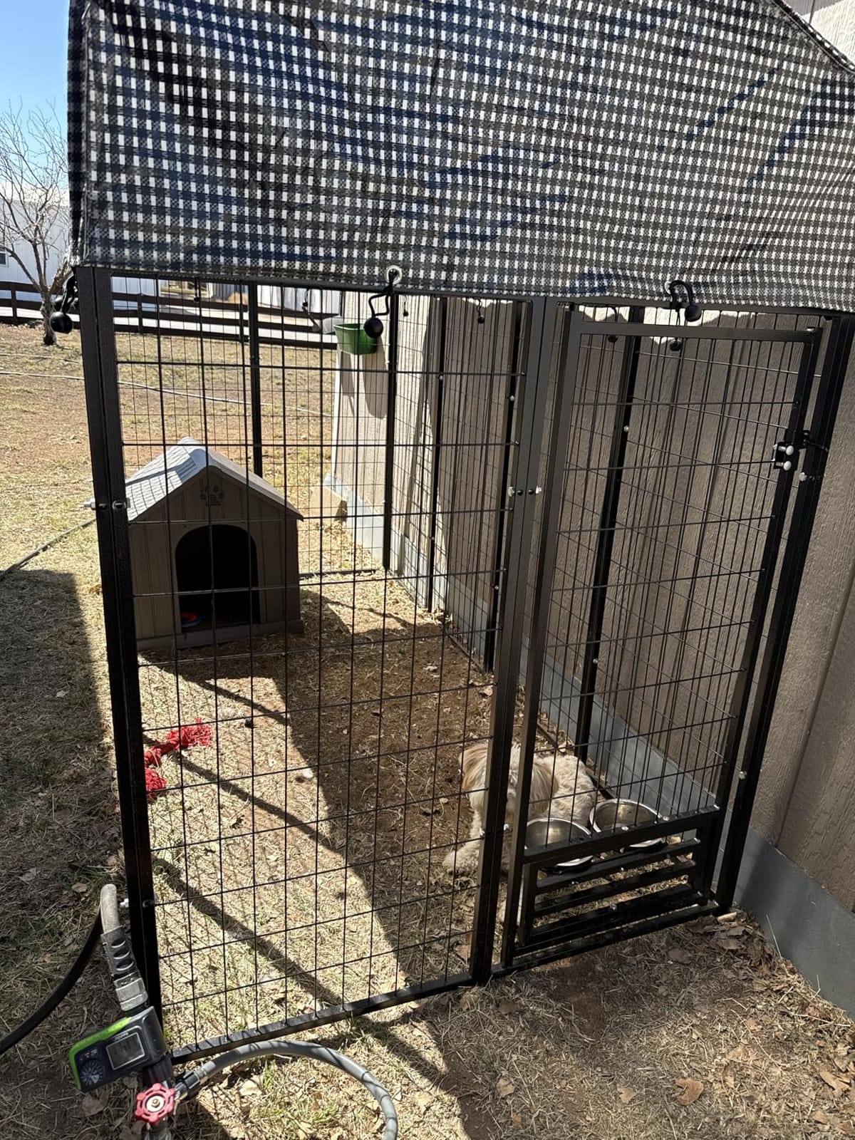 Large Outside Dog Kennel, Outdoor Dog Run Enclosure 8'x4'x6'（Including the roof） Dog Pen House with Roof Cover Heavy Duty Welded Wire Steel Dog Playpen Animal Fence with Feeding Door customer photo 1