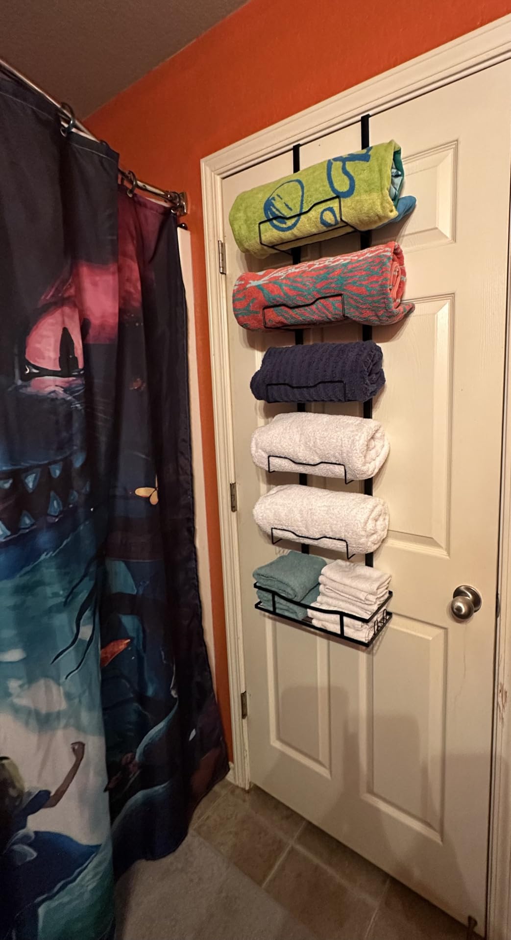 Aetyord Hanging Towel Racks for Bathroom No Drill - 6-Tier Over The Door Bath Towel Storage Organizer for Small Bathrooms - Tiered Back of Door Towel Holder Hanger for Rolled Towels RV Camper Black customer photo 1