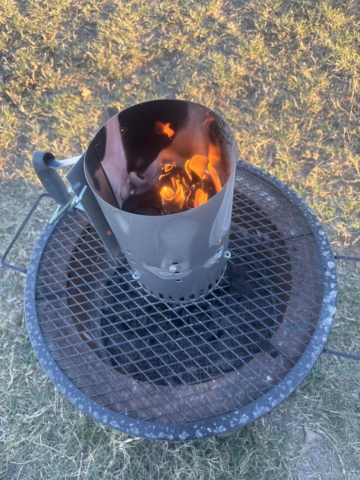 E500 Large Charcoal Chimney Starter with 60Pcs Charcoal Starter for Grill customer photo 1